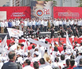 Plantea AMLO eliminar pactos de otros sexenios 