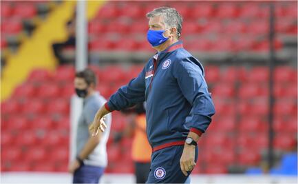 A Cruz Azul se le encierran, se queja Siboldi