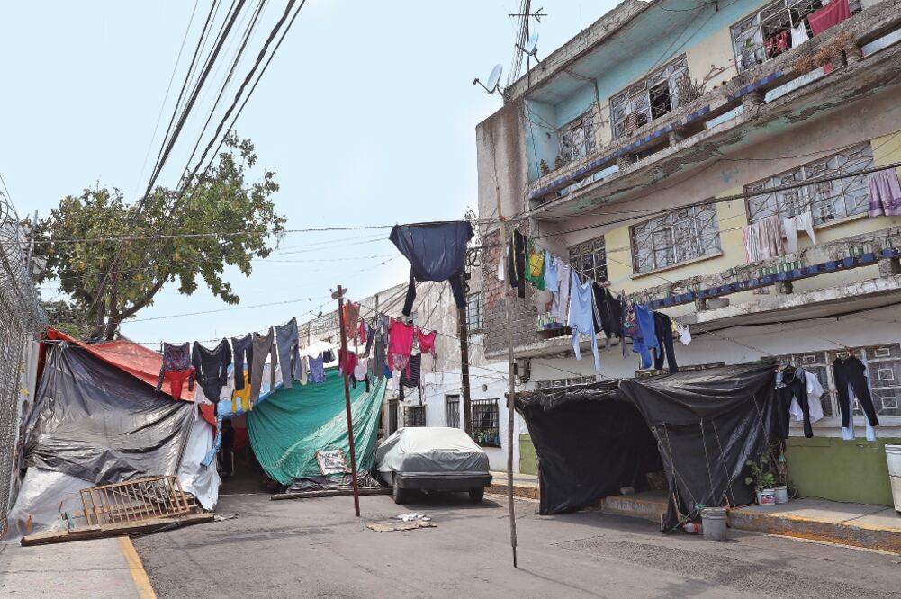 La delegación Iztapalapa censó 22 mil 120 viviendas con afectaciones por el terremoto del año pasado, en las cuales viven 80 mil 426 personas (ARCHIVO EL UNIVERSAL)