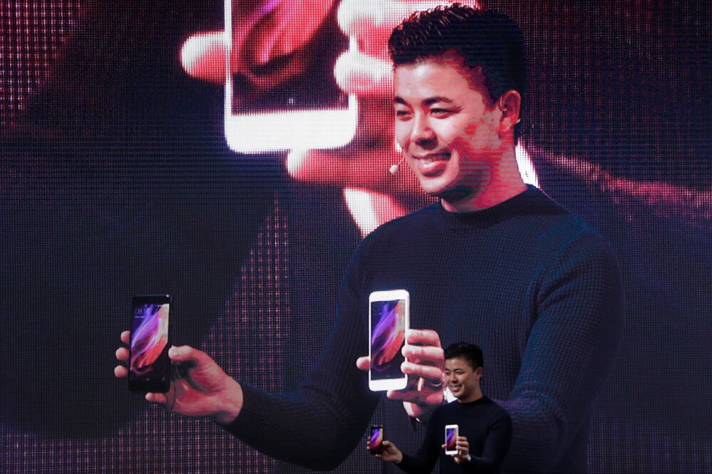 Donovan Sung, director de Producto y Mercadeo de Xiaomi Global, dio a conocer el nuevo celular Redmi Note 4 (Foto: Ivan Stephens / EL UNIVERSAL)