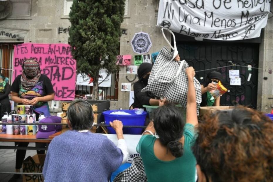 Desde 2020, encapuchadas del bloque negro ocupan la CNDH