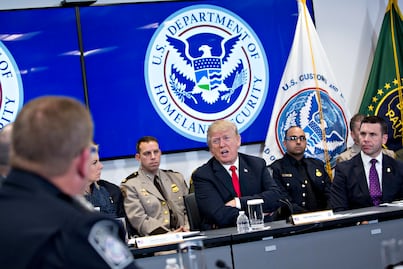 Trump quiere "un muro real, no uno pequeño" en la frontera con México