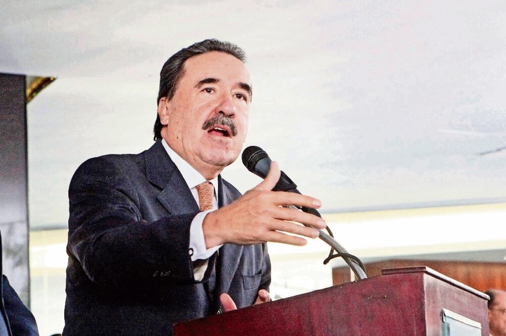 El senador del PRI Emilio Gamboa dijo que el país mantendrá una actividad permanente con la comunidad parlamentaria internacional. (ARCHIVO EL UNIVERSAL)