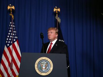 Ordené ataque contra base aérea siria que realizó ataque químico: Trump