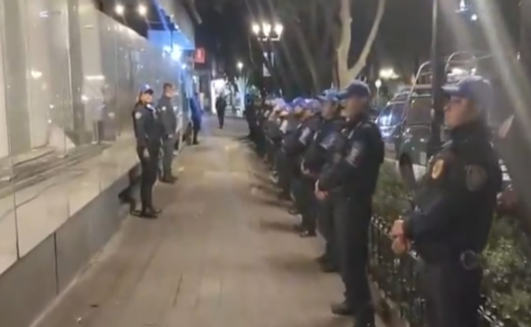Cuauhtémoc mantiene operativo en Niza; Policía Auxiliar resguardará la zona para impedir regreso del ambulantaje. Foto: Captura de pantalla