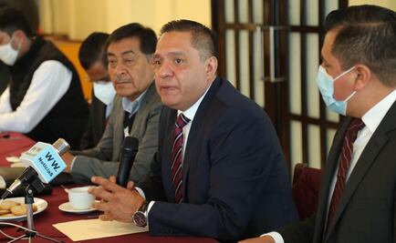 Alcalde de Xalatlaco renuncia al PVEM y se une a Morena 