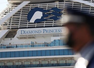 Australianos evacuados de crucero en cuarentena contraen coronavirus