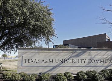 Dos muertos y un herido tras balacera en universidad en Texas