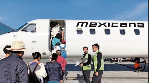 Mexicana queda a deber en atención al cliente; vuela con 43% de ocupación