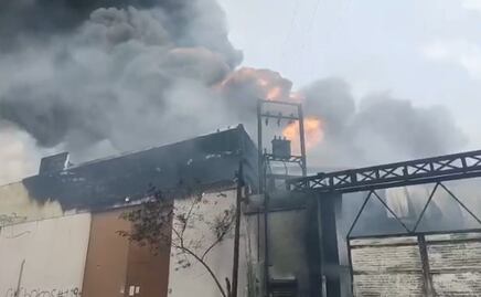 Se incendia empresa de químicos en Escobedo, Nuevo León; reportan dos personas lesionadas