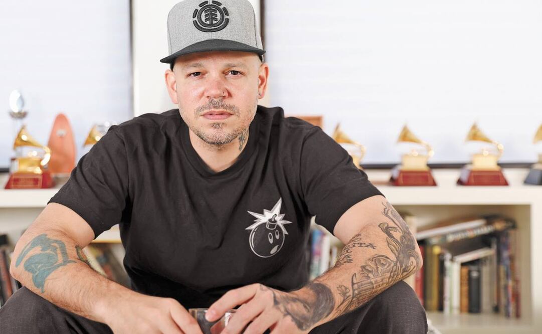 Residente lanzó este jueves su nuevo sencillo “Sessions 49”, un tema de más de ocho minutos de duración en el que el puertorriqueño dedica partes de la letra a Balvin.