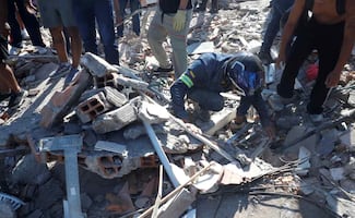 VIDEOS: Pasajeros y obreros viven momentos de terror durante terremoto en Colombia; grúas y cabinas se sacuden