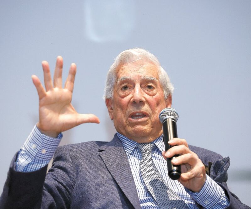 Mario Vargas Llosa dictó la conferencia “El muro que tiraron las ideas”, ayer en el Museo Memoria y Tolerancia. Foto/BERENICE FREGOSO. EL UNIVERSAL