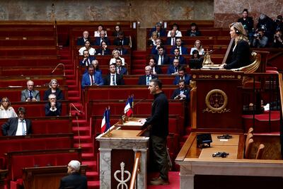 Zelensky llama a sus aliados a "hacer más" para salvar la paz en Europa