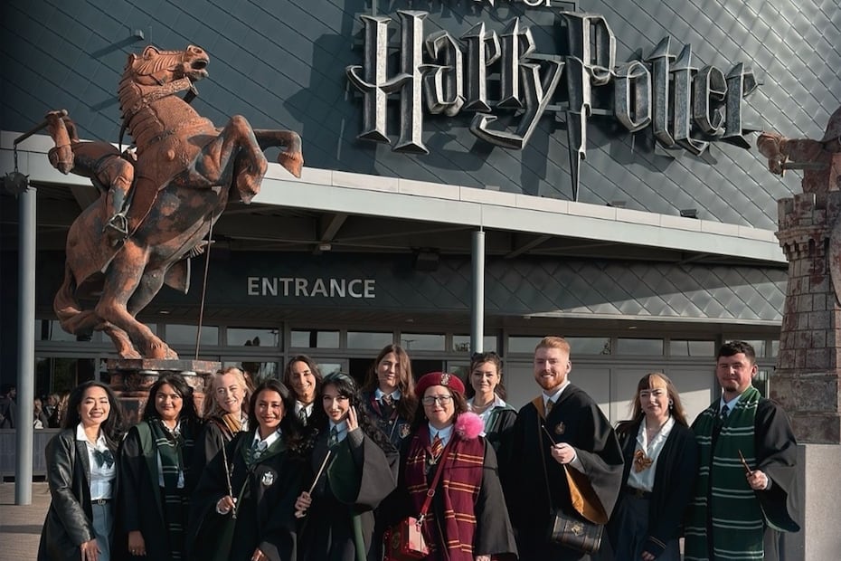 El Expreso de Hogwarts, en el Andén 9, es uno de los espacios más fotografiados del recorrido. Foto: Facebook Warner Bros Studio Tour London