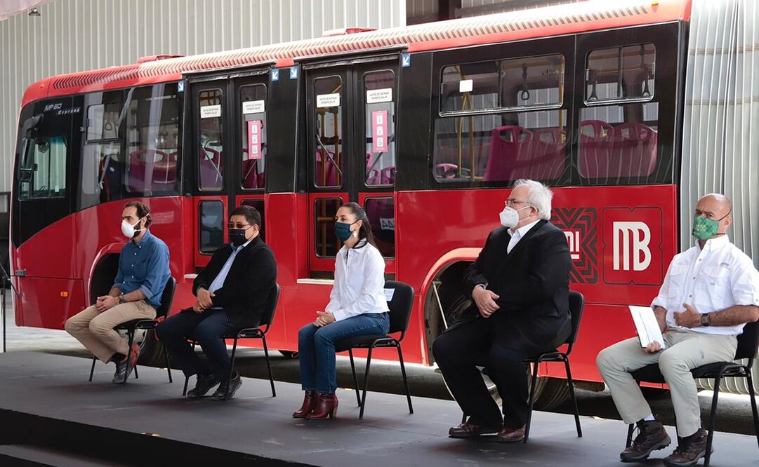 La jefa de gobierno, Claudia Sheinbaum Pardo, supervisó los trabajos para la ampliación, recorrió algunas estaciones y visitó el patio de encierro en la alcaldía Coyoacán. Foto: Berenice Fregoso/EL UNIVERSAL