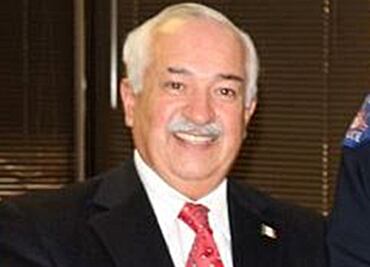 Comisión del Senado avala investigar a cónsul en Denver