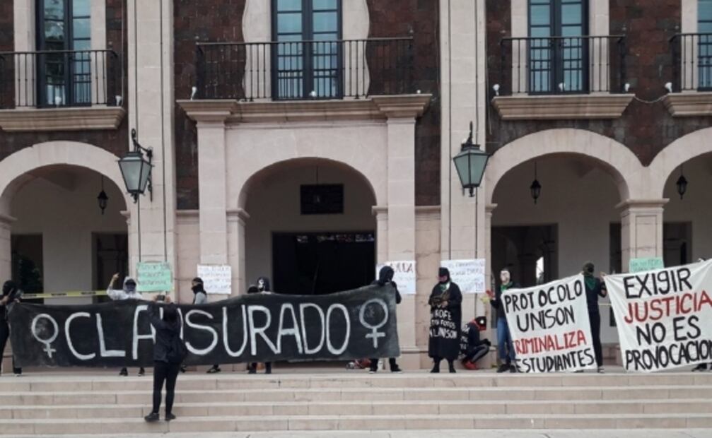 Marchan en los estados contra la violencia hacia la mujer
