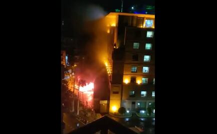 Al menos 5 muertos tras incendio en hospital Covid-19 en Bangladés