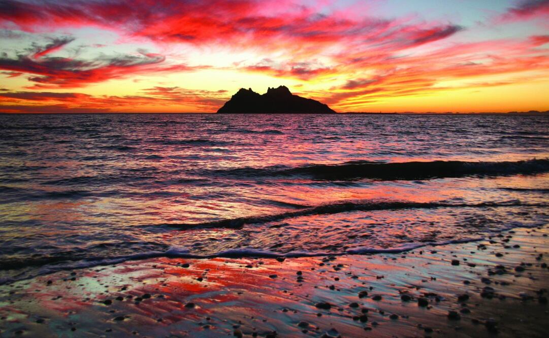 Las playas del estado de Sonora están cerradas para prevenir contagios de coronavirus. Entre los destinos, la Bahía de Kino. Foto: Visit Sonora