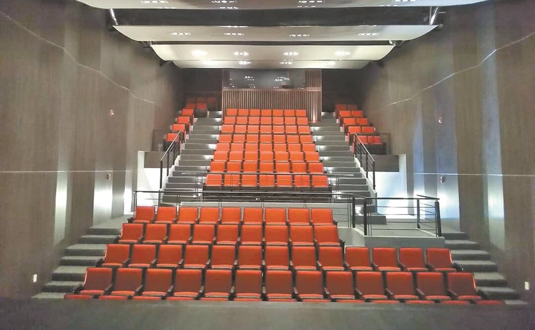 Autoridades de la Universidad reconocen, sin embargo, que el equipamiento moderno de la mecánica teatral está al 70%. Fotos: Cortesía UNAM
