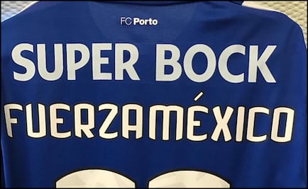 Mexicanos del Porto usan "Fuerza México" en playera