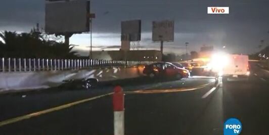 Cierran la autopista México-Pachuca por carambola; reportan 2 muertos