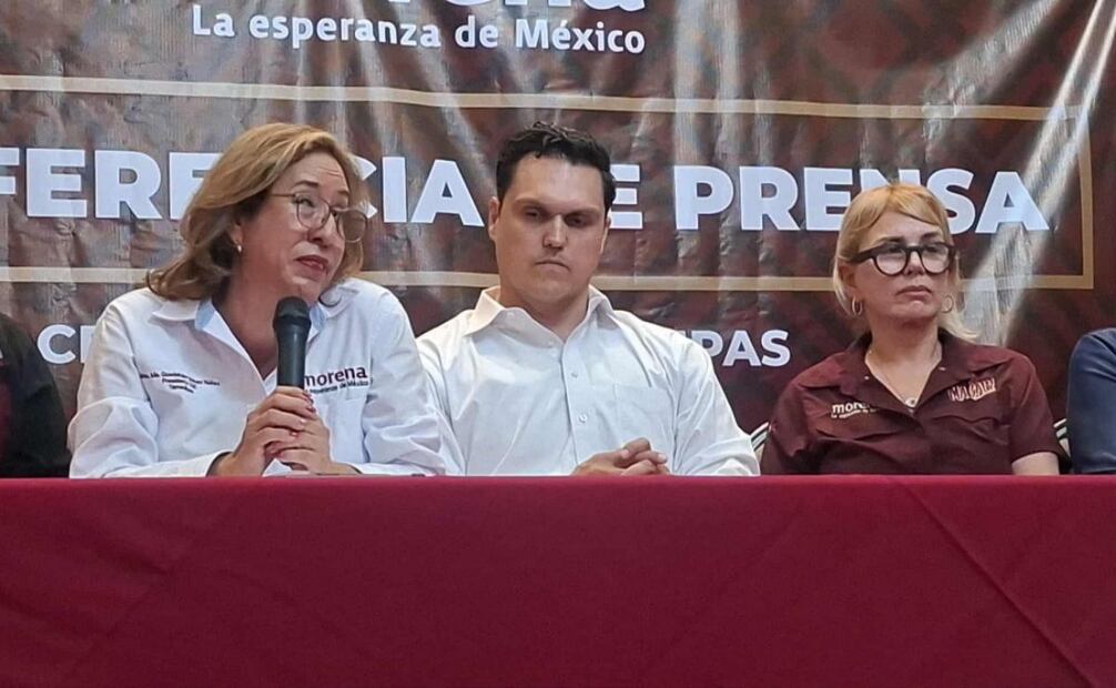 A la izquierda, Guadalupe Gómez Núñez, dirigente de Morena en Tamaulipas (03/09/2025). Foto: Especial