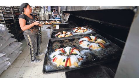 Reyes Magos se acercan y panaderos alistan miles de roscas