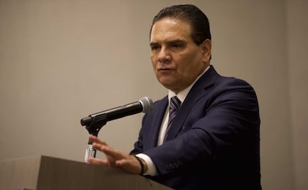 Silvano Aureoles convoca a PAN, PRI y PRD a conformar "gran frente opositor" con MC