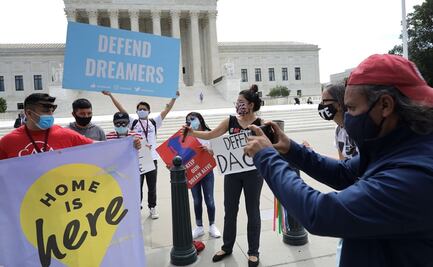 Corte Suprema de EU decide mantener programa DACA 