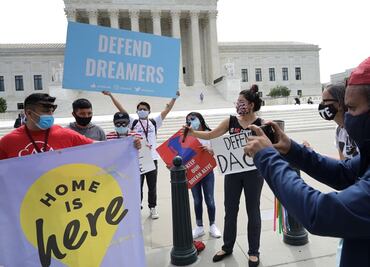 Corte Suprema de EU decide mantener programa DACA