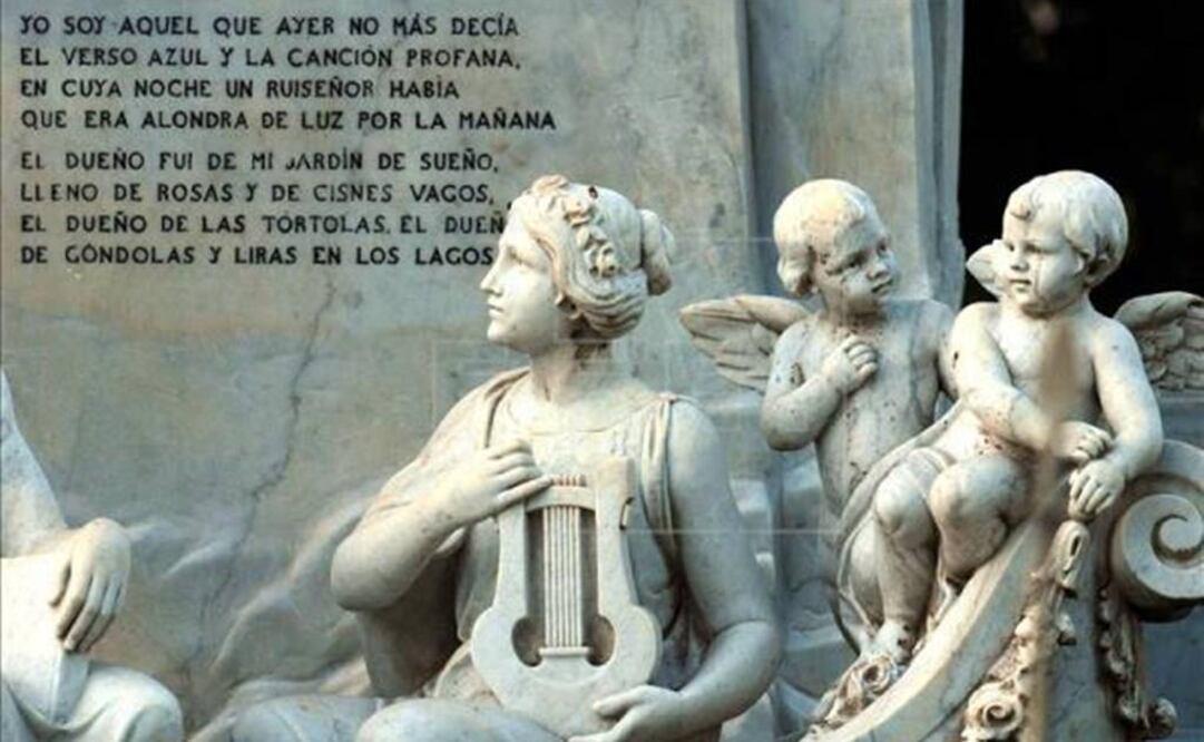 FOTO: Fotografía sin fechar del monumento a Rubén Darío cerca a la Plaza de la Revolución de Managua (Nicaragua). EFE/Archivo