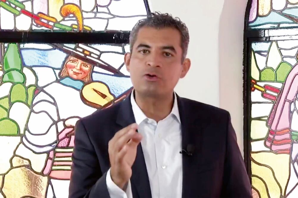 Enrique Ochoa Reza, presidente nacional del PRI, afirma que hay información pública que demuestra que el dirigente nacional de Morena hizo acuerdos económicos y electorales con el ex gobernador Javier Duarte de Ochoa (FOTO TOMADA DE VIDEO)