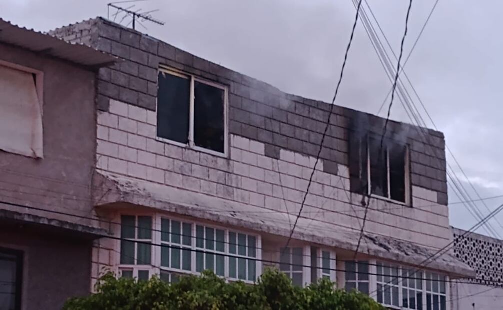 Incendio en la colonia Malinche. Foto: Especial