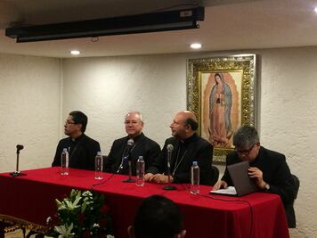 Rechaza Nuncio Apostólico mediar debate de matrimonio igualitario