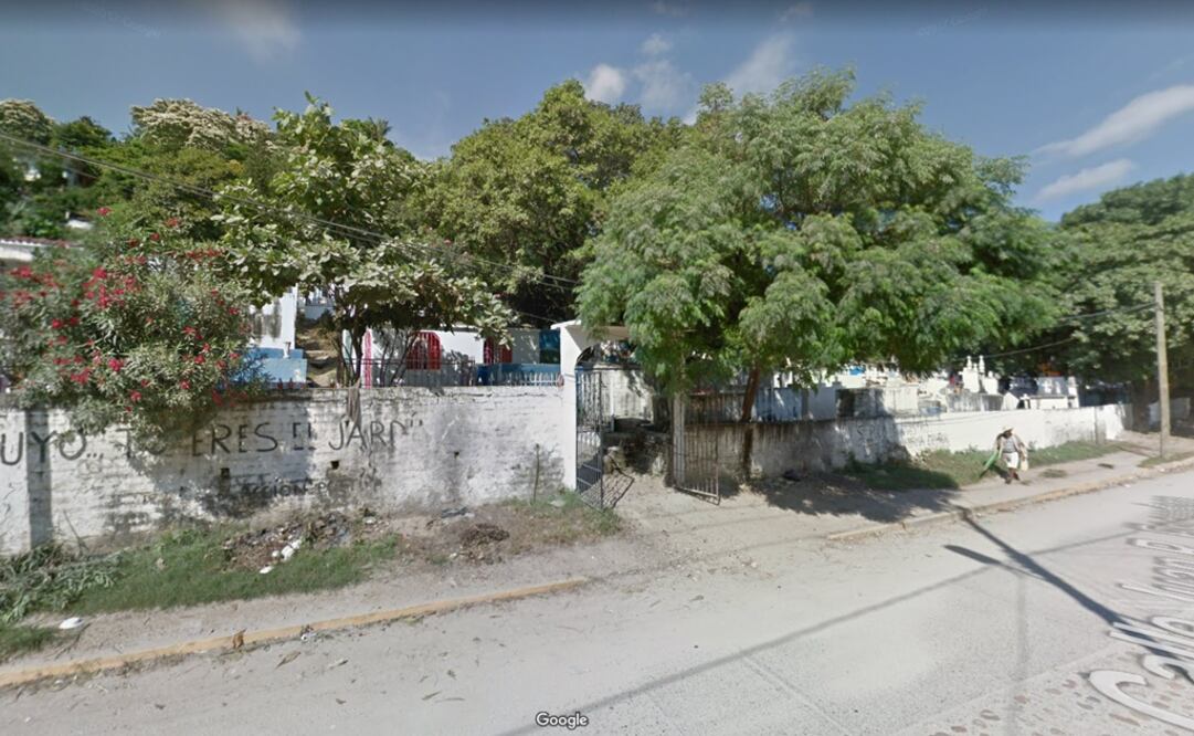 Según el reporte policiaco, los atacantes se escondieron en el panteón municipal. (FOTO: Google maps)