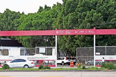 CDMX: hay 'coyotes' en 82% de verificentros