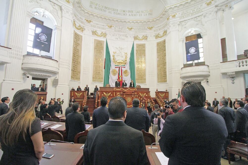 Las diferentes bancadas en la Asamblea Legislativa del Distrito Federal se dicen listos para analizar la posible legalización de la sustancia para fines lúdicos y más recientemente, para ayudar a enfermos a paliar sus síntomas (ARCHIVO EL UNIVERSAL)