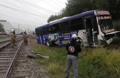 Reportan 5 muertos y 22 heridos tras varios accidentes en Nuevo León