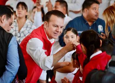 Gobernador Esteban Villegas Villareal presente en el regreso a clases en Durango