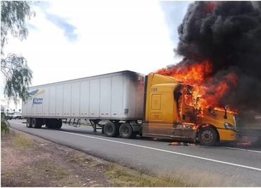 Se registra riña en penal de Fresnillo y narcobloqueos en Zacatecas