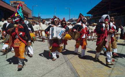 Pueblos indígenas celebran carnaval en Chiapas pese al Covid-19