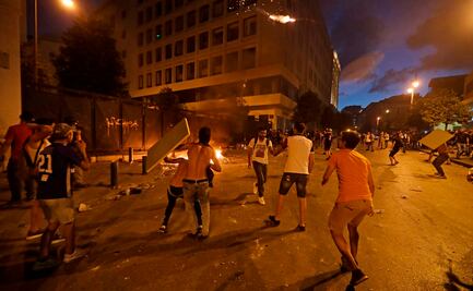 Se registran nuevas protestas en Líbano tras explosiones en Beirut
