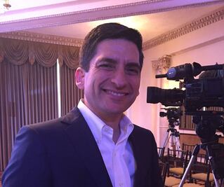 Felipe Cantú buscará alcaldía de Monterrey