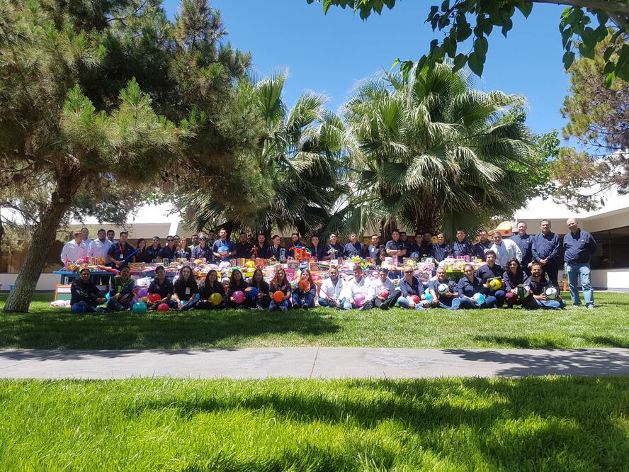 Entrega Ford felicidad al mil por hora