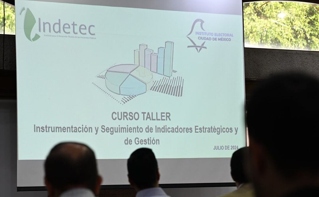 IECM inicia planeación 2025 con curso sobre indicadores estratégicos para servidores públicos. Foto: Omar Díaz