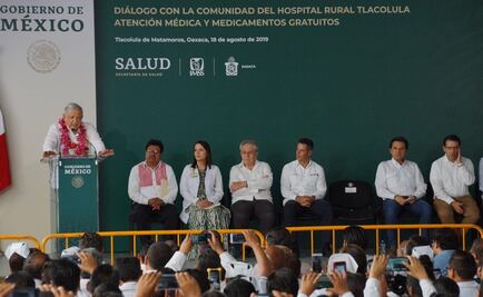 Anuncia AMLO nuevo tabulador salarial en el IMSS y 80 mil nuevas plazas 