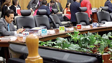 Partidos chicos, con sueldos grandes