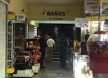 Matan a dos hombres en plaza comercial de Cuernavaca